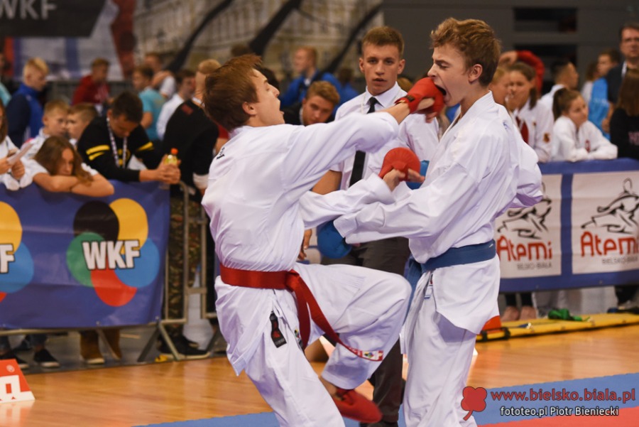 Bielsko-Biała rządzi w karate. Świat walczy dziś pod Dębowcem