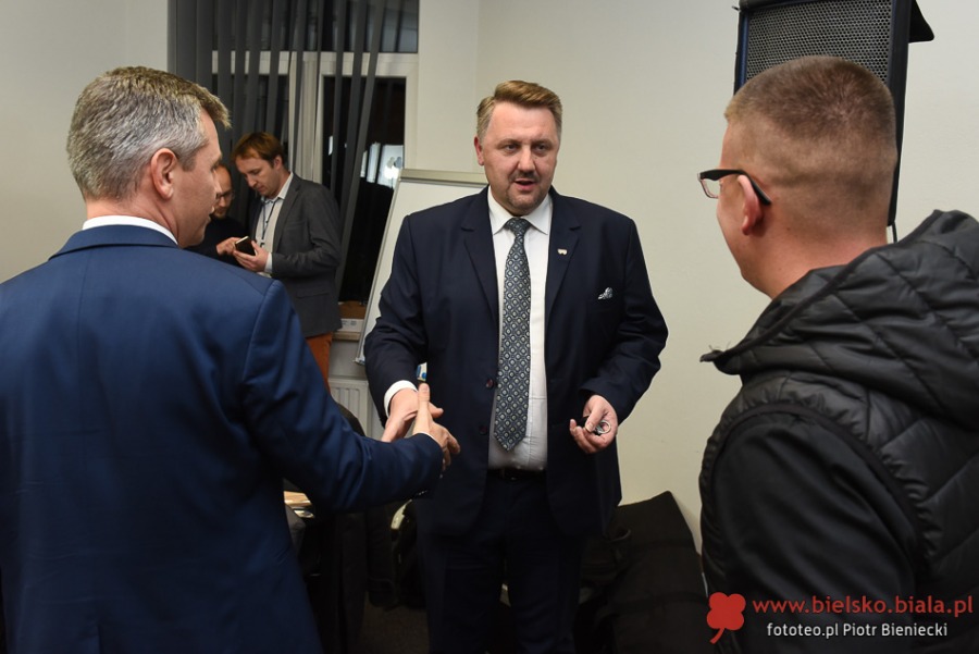Drabek vs Klimaszewski: decydujące starcie. Kto wygrał ostatnią debatę?