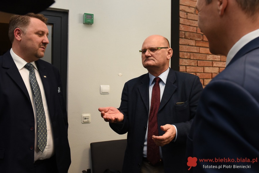 Drabek vs Klimaszewski: decydujące starcie. Kto wygrał ostatnią debatę?