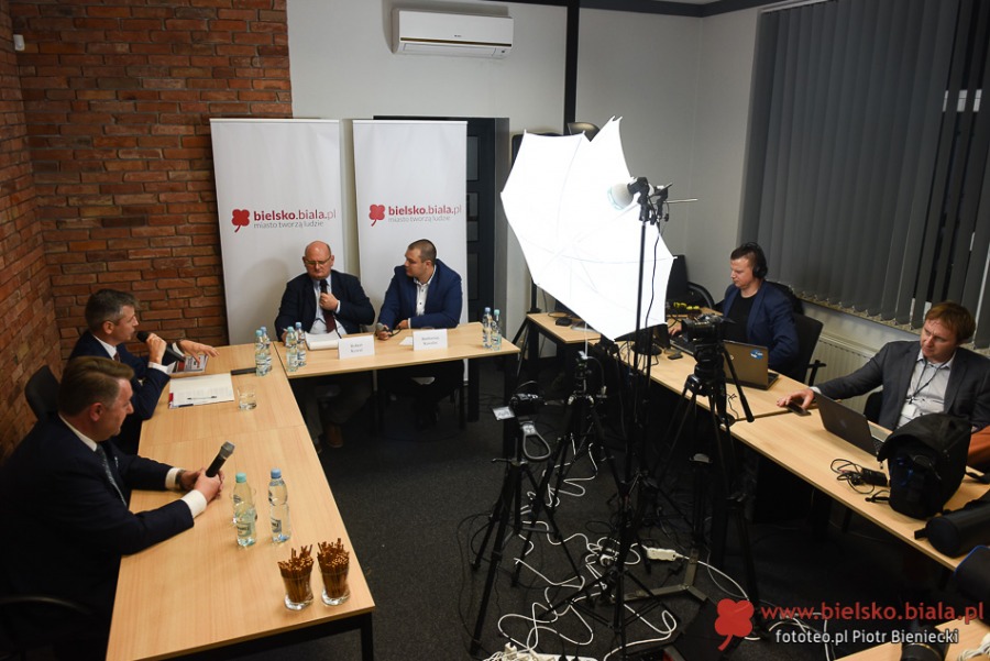 Drabek vs Klimaszewski: decydujące starcie. Kto wygrał ostatnią debatę?