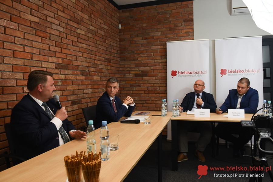 Drabek vs Klimaszewski: decydujące starcie. Kto wygrał ostatnią debatę?