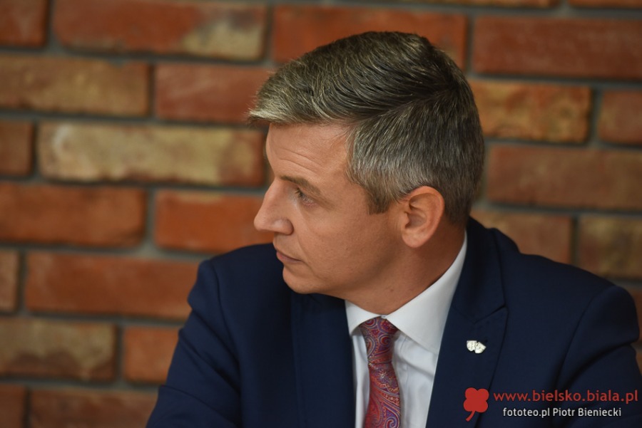 Drabek vs Klimaszewski: decydujące starcie. Kto wygrał ostatnią debatę?