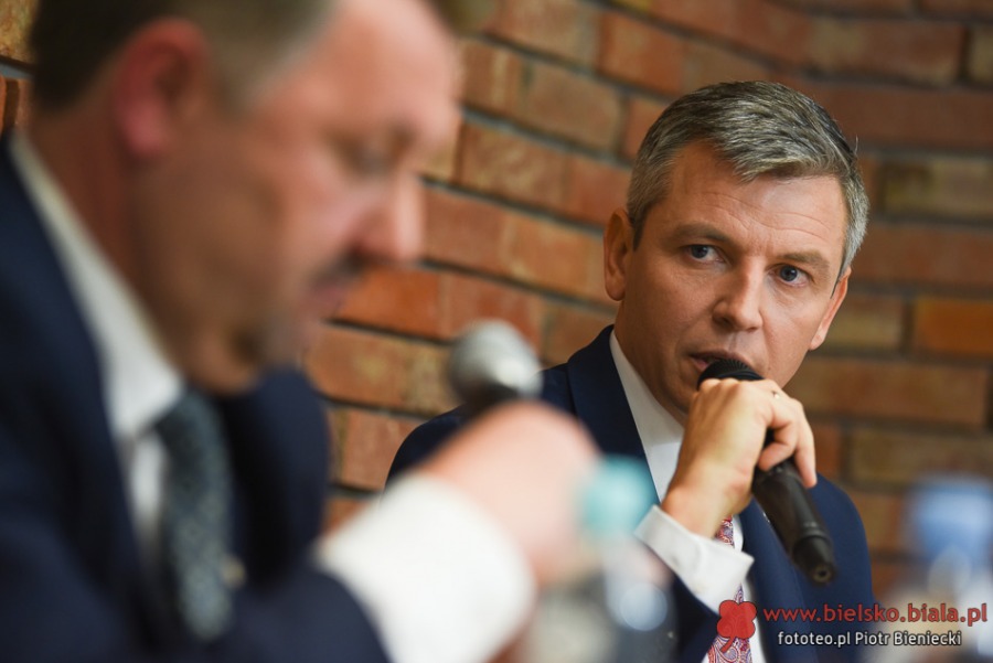 Drabek vs Klimaszewski: decydujące starcie. Kto wygrał ostatnią debatę?