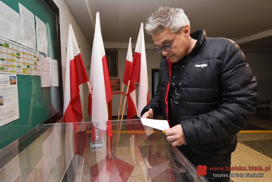 Feta na cześć Klimaszewskiego. Tak wybierano nowego prezydenta