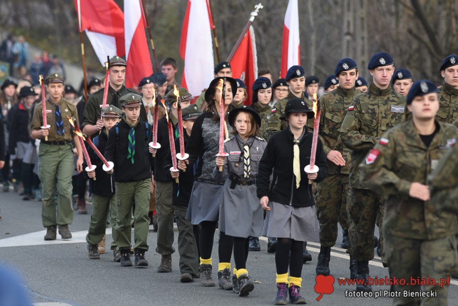 Tłumy na Cmentarzu Wojska Polskiego. Ten dzień zjednoczył bielszczan