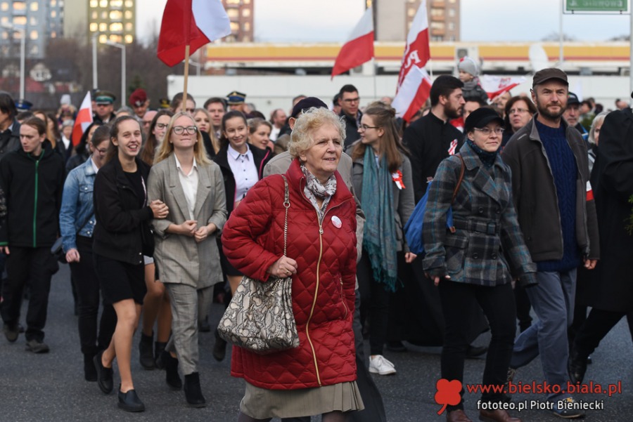 Tłumy na Cmentarzu Wojska Polskiego. Ten dzień zjednoczył bielszczan