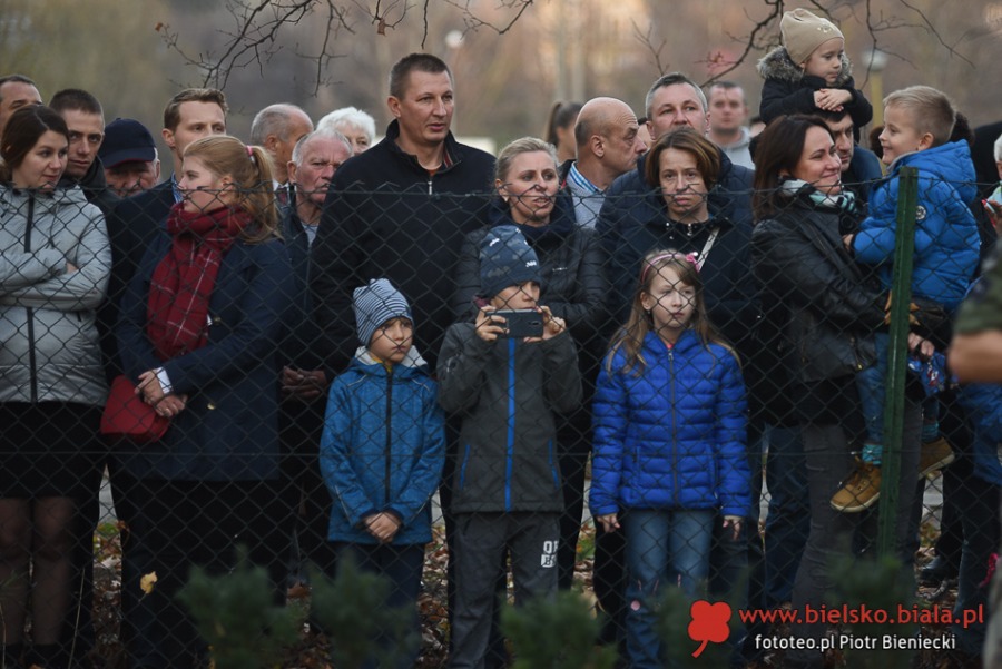 Tłumy na Cmentarzu Wojska Polskiego. Ten dzień zjednoczył bielszczan