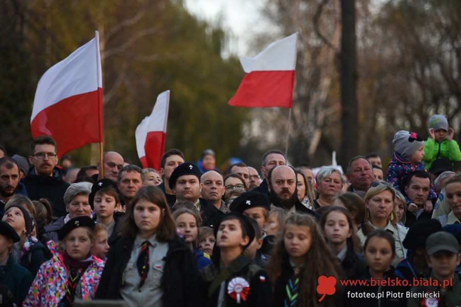 Tłumy na Cmentarzu Wojska Polskiego. Ten dzień zjednoczył bielszczan