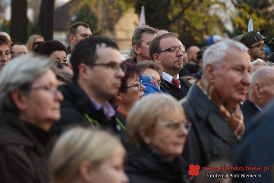 Tłumy na Cmentarzu Wojska Polskiego. Ten dzień zjednoczył bielszczan