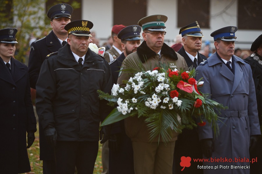 Tłumy na Cmentarzu Wojska Polskiego. Ten dzień zjednoczył bielszczan