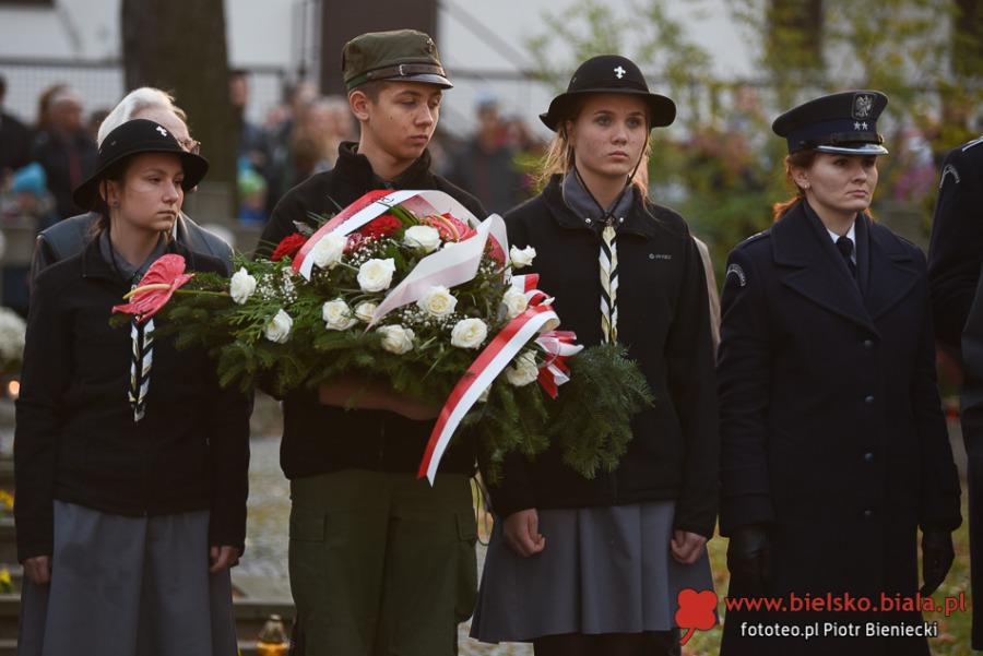 Tłumy na Cmentarzu Wojska Polskiego. Ten dzień zjednoczył bielszczan