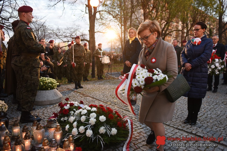 Tłumy na Cmentarzu Wojska Polskiego. Ten dzień zjednoczył bielszczan