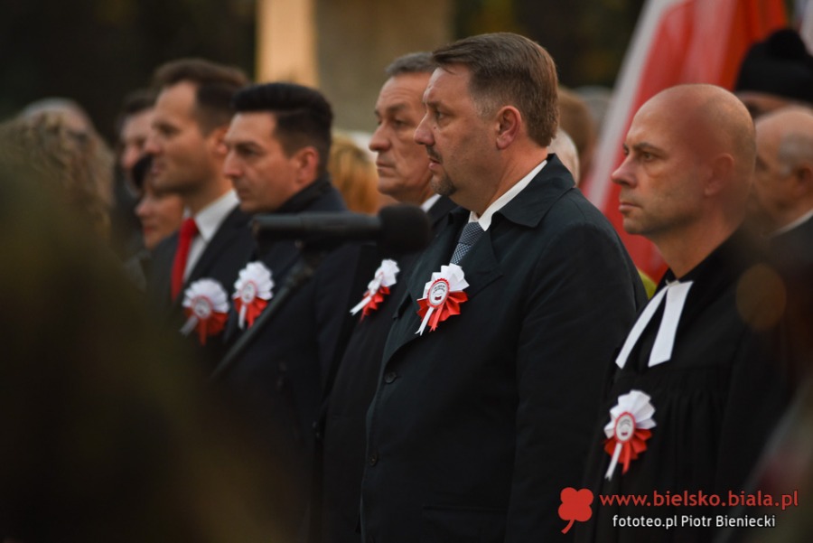 Tłumy na Cmentarzu Wojska Polskiego. Ten dzień zjednoczył bielszczan