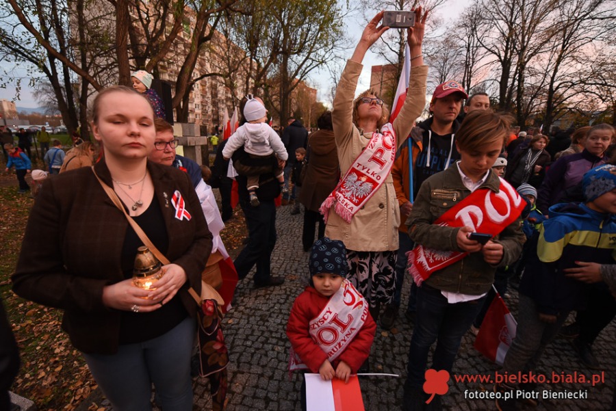Tłumy na Cmentarzu Wojska Polskiego. Ten dzień zjednoczył bielszczan