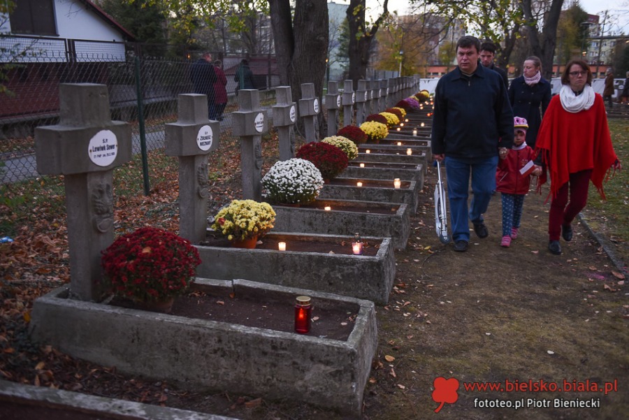 Tłumy na Cmentarzu Wojska Polskiego. Ten dzień zjednoczył bielszczan