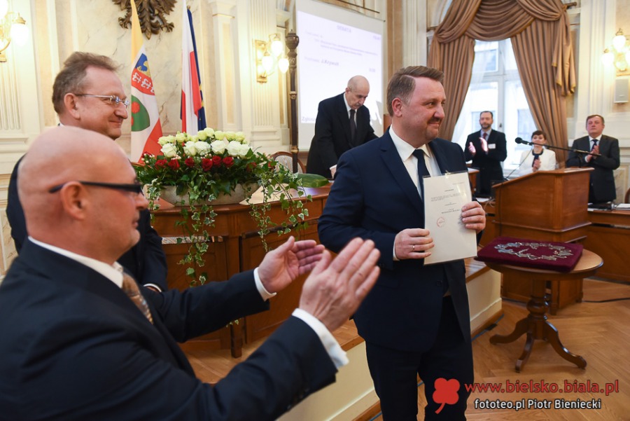 „Planujemy zmianę pokoleniową w administracji”. Pierwszy wywiad z prezydentem