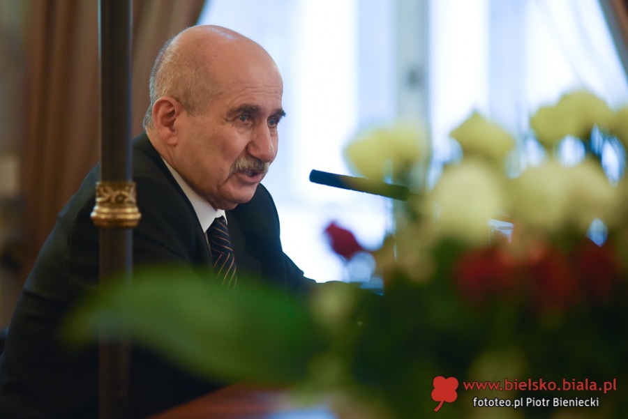 „Planujemy zmianę pokoleniową w administracji”. Pierwszy wywiad z prezydentem