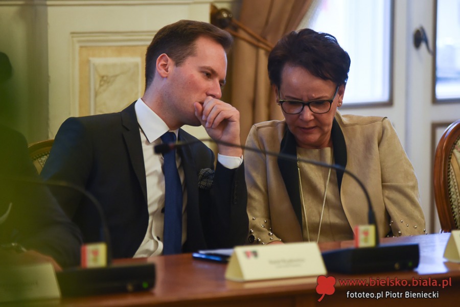 „Planujemy zmianę pokoleniową w administracji”. Pierwszy wywiad z prezydentem
