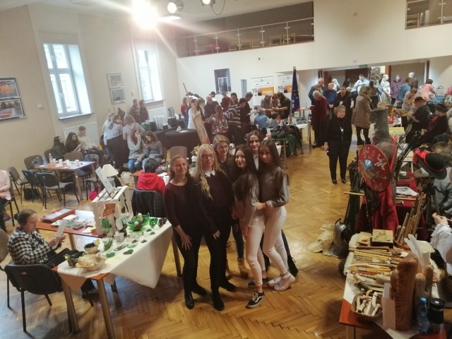 Szable, miecze i pistolety. Festiwal ginących zawodów - foto
