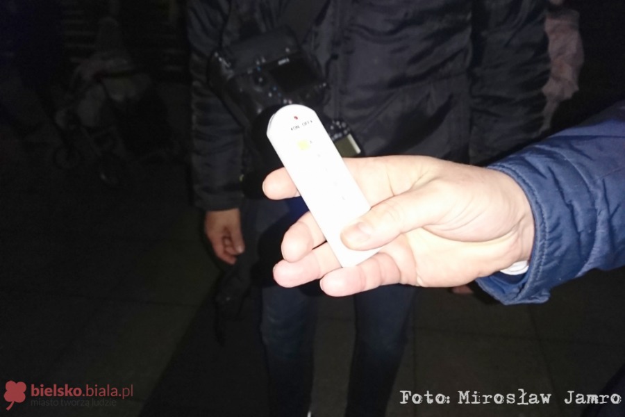Rozbłysła największa choinka. Prezydent Klimaszewski odpalił iluminacje! - foto