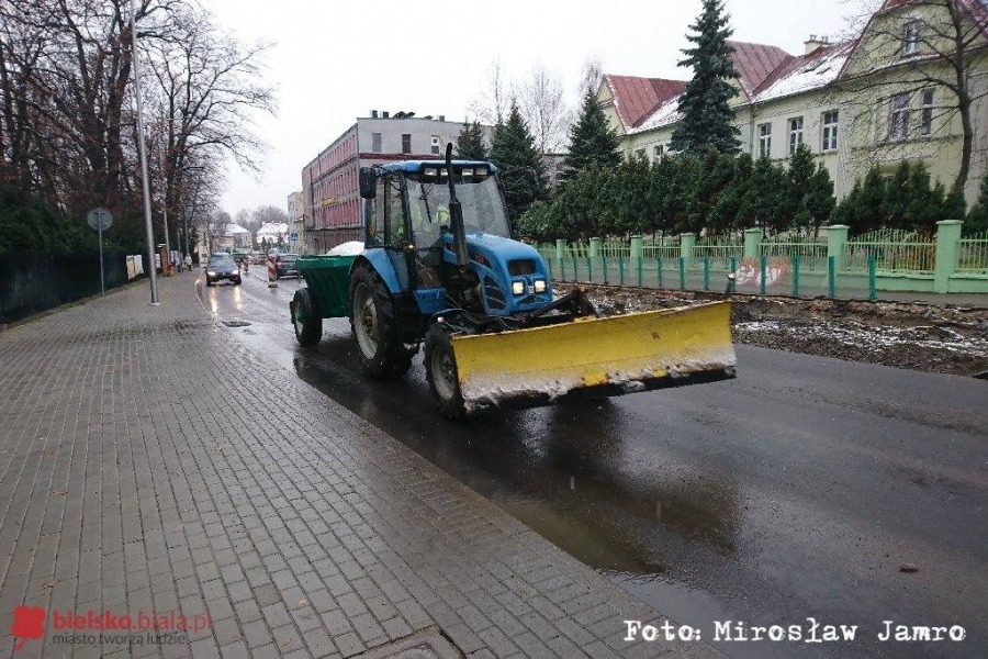 Od rana atak zimy. Największe opady śniegu dopiero przed nami? - foto