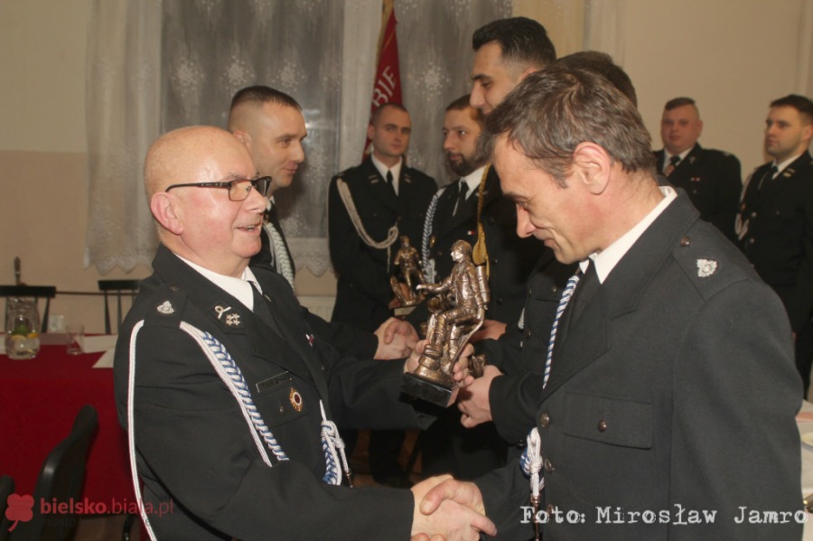 "Jesteście chlubą dzielnicy i całego miasta". Walne w OSP Leszczyny - foto