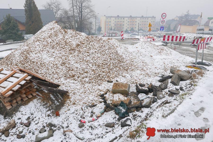Rozkopana Krakowska. Co się dzieje na placu budowy? ZDJĘCIA
