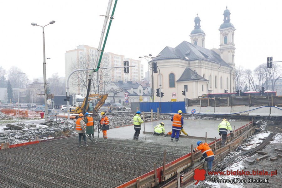 Rozkopana Krakowska. Co się dzieje na placu budowy? ZDJĘCIA