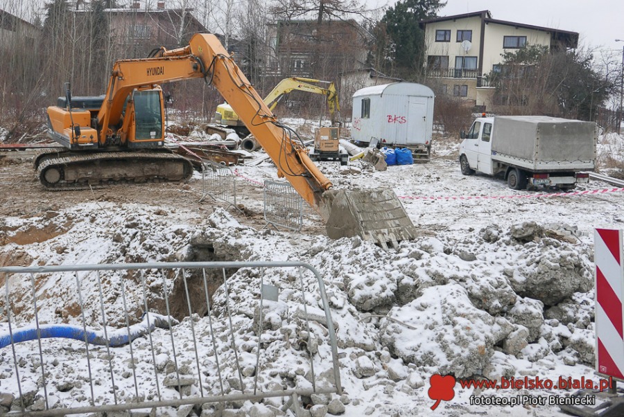 Rozkopana Krakowska. Co się dzieje na placu budowy? ZDJĘCIA