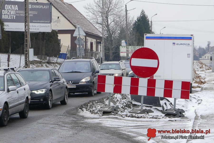 Rozkopana Krakowska. Co się dzieje na placu budowy? ZDJĘCIA