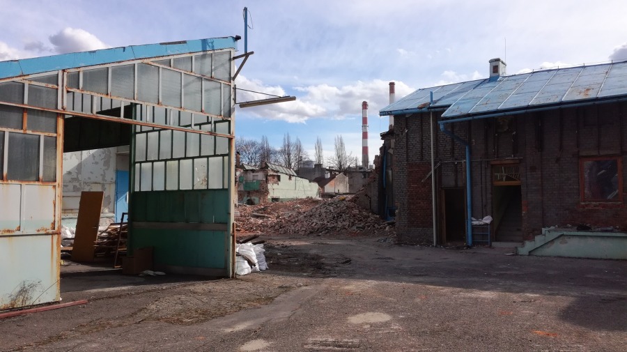 Wyburzają budynki Polsportu. To tu powstanie sala koncertowa - foto