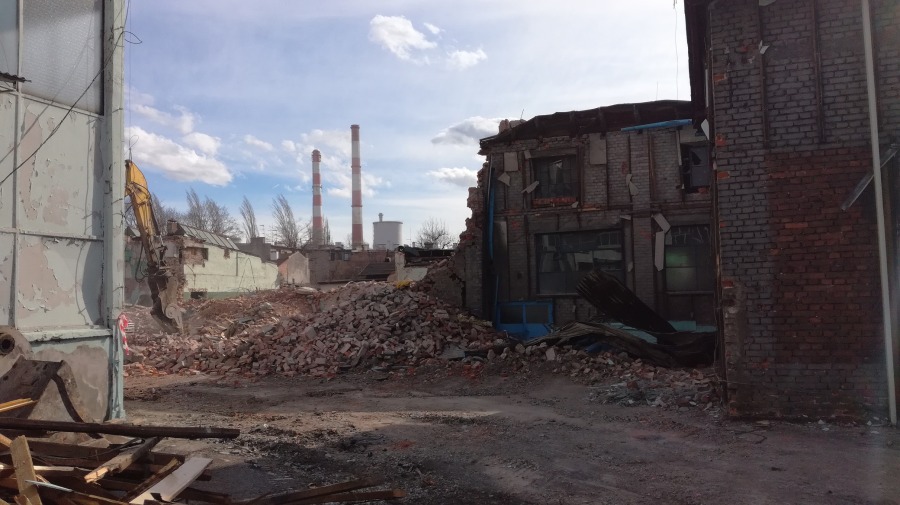 Wyburzają budynki Polsportu. To tu powstanie sala koncertowa - foto