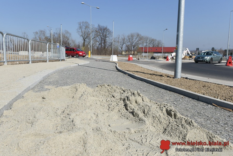 Międzyrzecka prawie gotowa. W oczekiwaniu na przecięcie wstęgi - ZDJĘCIA