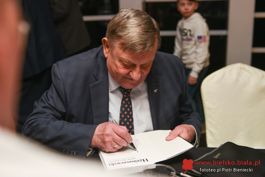Spotkanie z jedynym polskim kosmonautą. Sala pękała w szwach - foto