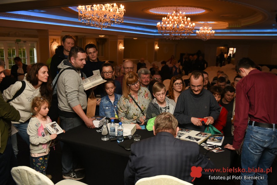 Spotkanie z jedynym polskim kosmonautą. Sala pękała w szwach - foto