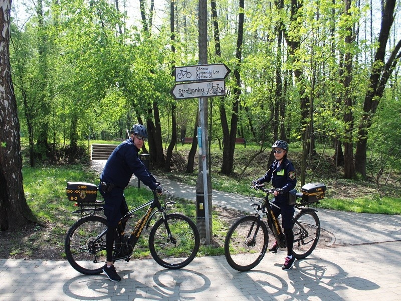Ruszyły patrole Straży Miejskiej na rowerach elektrycznych - foto