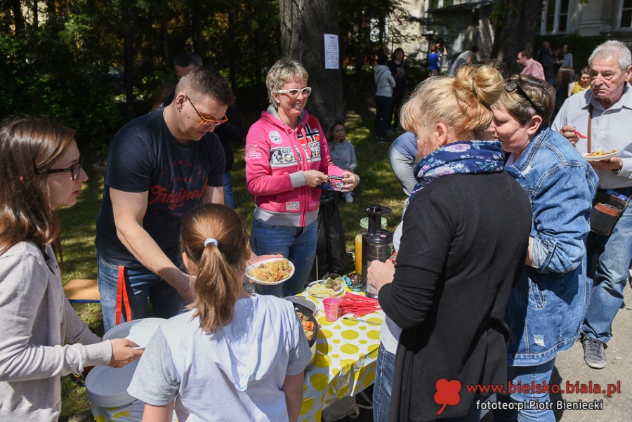 Piknik z dużym rozmachem. Tak się bawią tylko w "Reju"! ZDJĘCIA