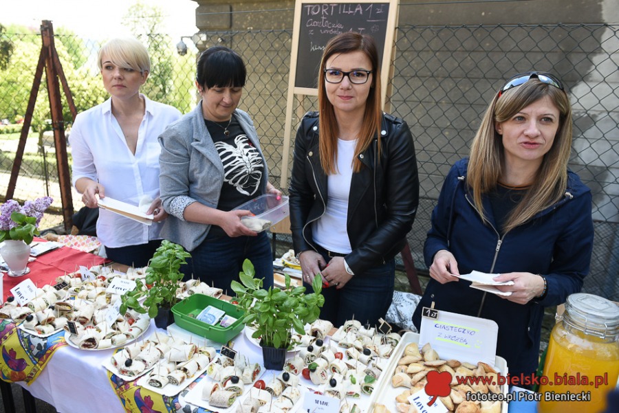 Piknik z dużym rozmachem. Tak się bawią tylko w "Reju"! ZDJĘCIA