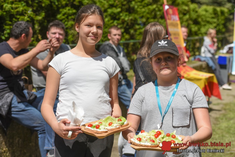 Piknik z dużym rozmachem. Tak się bawią tylko w "Reju"! ZDJĘCIA