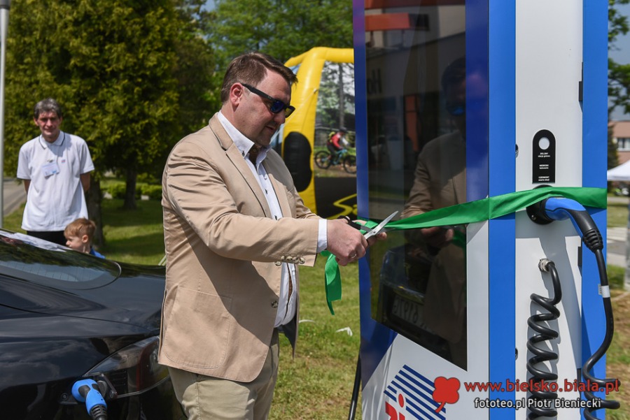 Każdy jeździ na prąd. Elektryczny Maluch pod Szyndzielnią ZDJĘCIA