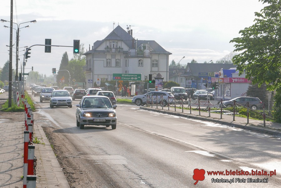 Stara Cieszyńska przechodzi do historii. Zanim zedrą asfalt ZDJĘCIA