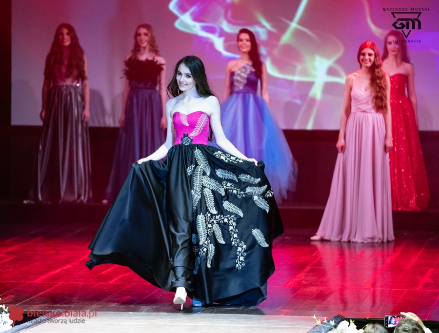 Efektowny festiwal piękna. Koronacja Miss Beskidów 2019! ZDJĘCIA