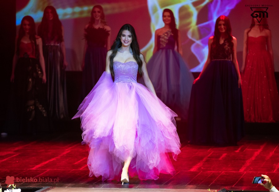 Efektowny festiwal piękna. Koronacja Miss Beskidów 2019! ZDJĘCIA