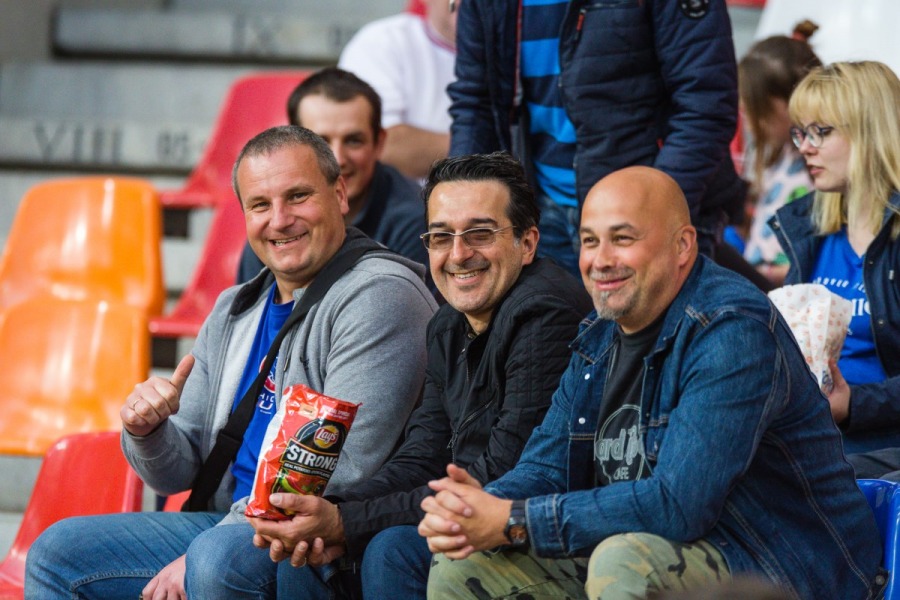 Światowy futbol na bielskim stadionie. Dziś komplet widzów czeka na hit! ZDJĘCIA