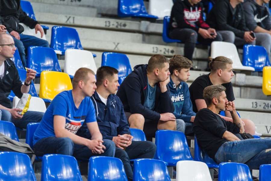 Światowy futbol na bielskim stadionie. Dziś komplet widzów czeka na hit! ZDJĘCIA