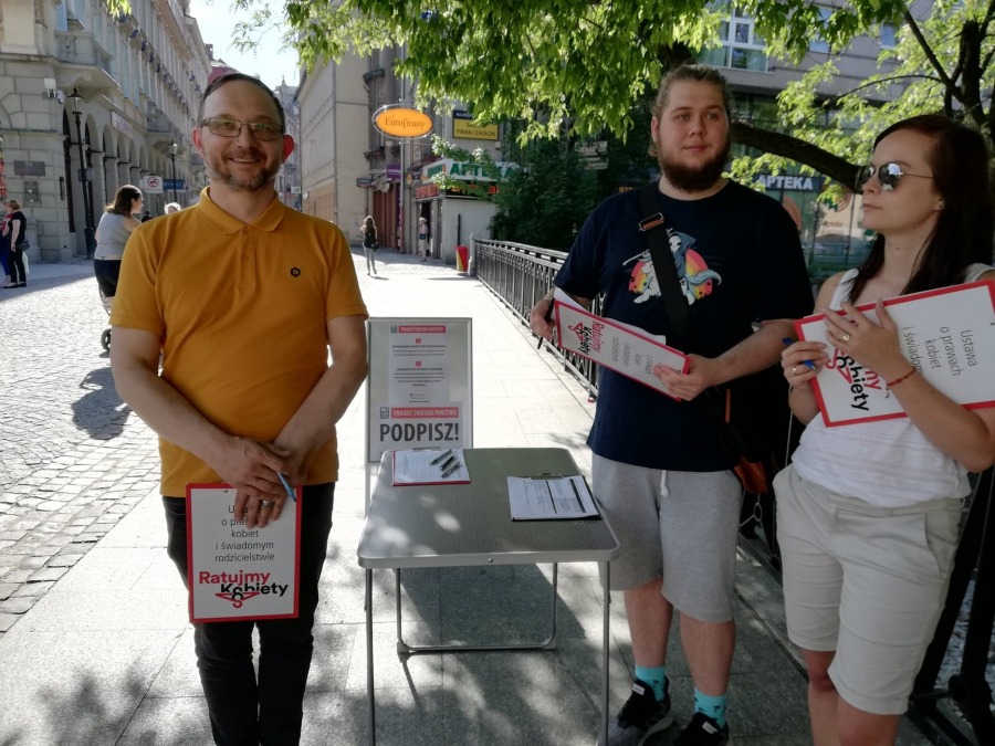 Domagają się jawności finansowania Kościoła przez państwo