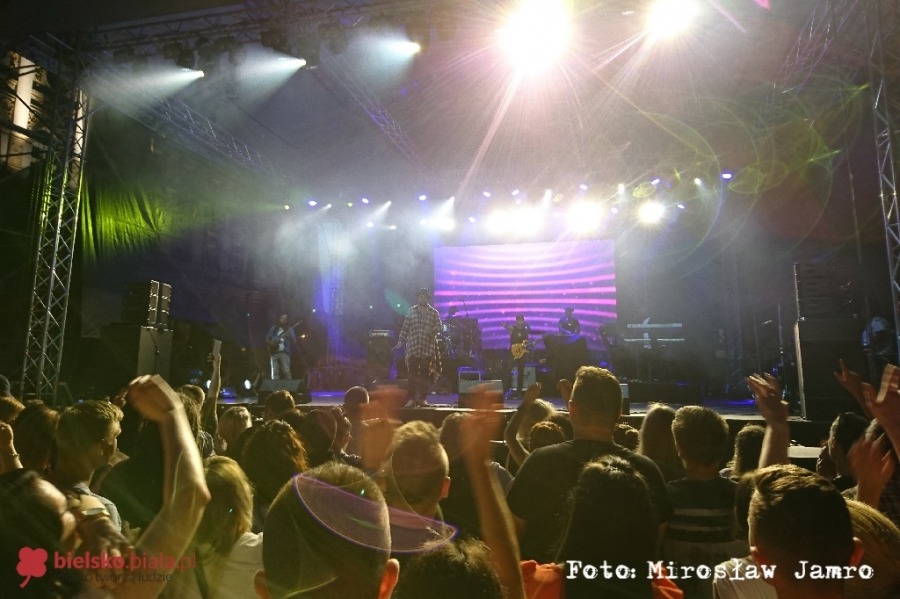 Tłumy na placu Ratuszowym. Shaggy w najlepszej formie - foto