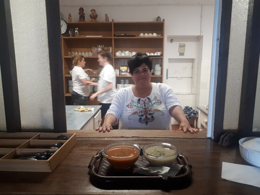 Herbata w wersji XL w schronisku na Szyndzielni. Dlaczego warto tu zajrzeć?