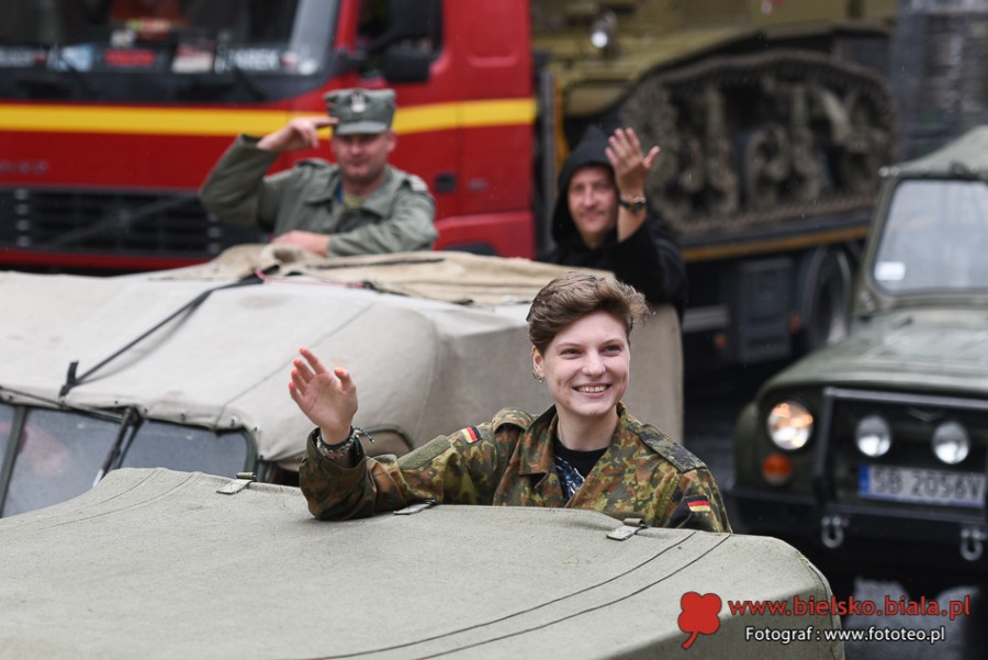Operacja w centrum Bielska-Białej. Publiczność była zachwycona! ZDJĘCIA