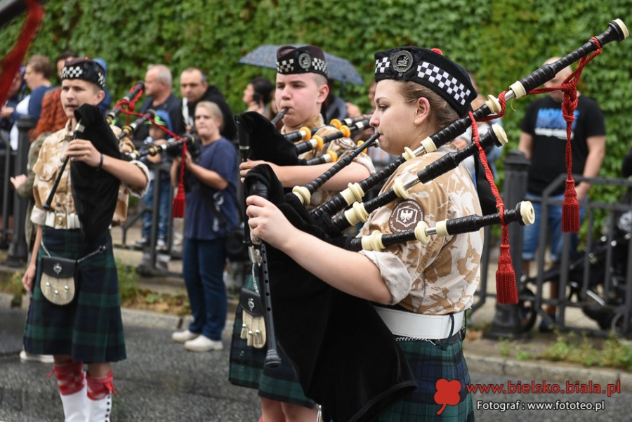 Operacja w centrum Bielska-Białej. Publiczność była zachwycona! ZDJĘCIA
